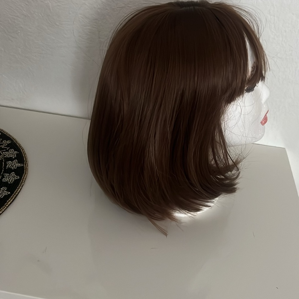 New 12”Short Straight Hair Wig For Women, Synthetic With Bangs Bob, Donna Flash - Picture 8 of 13